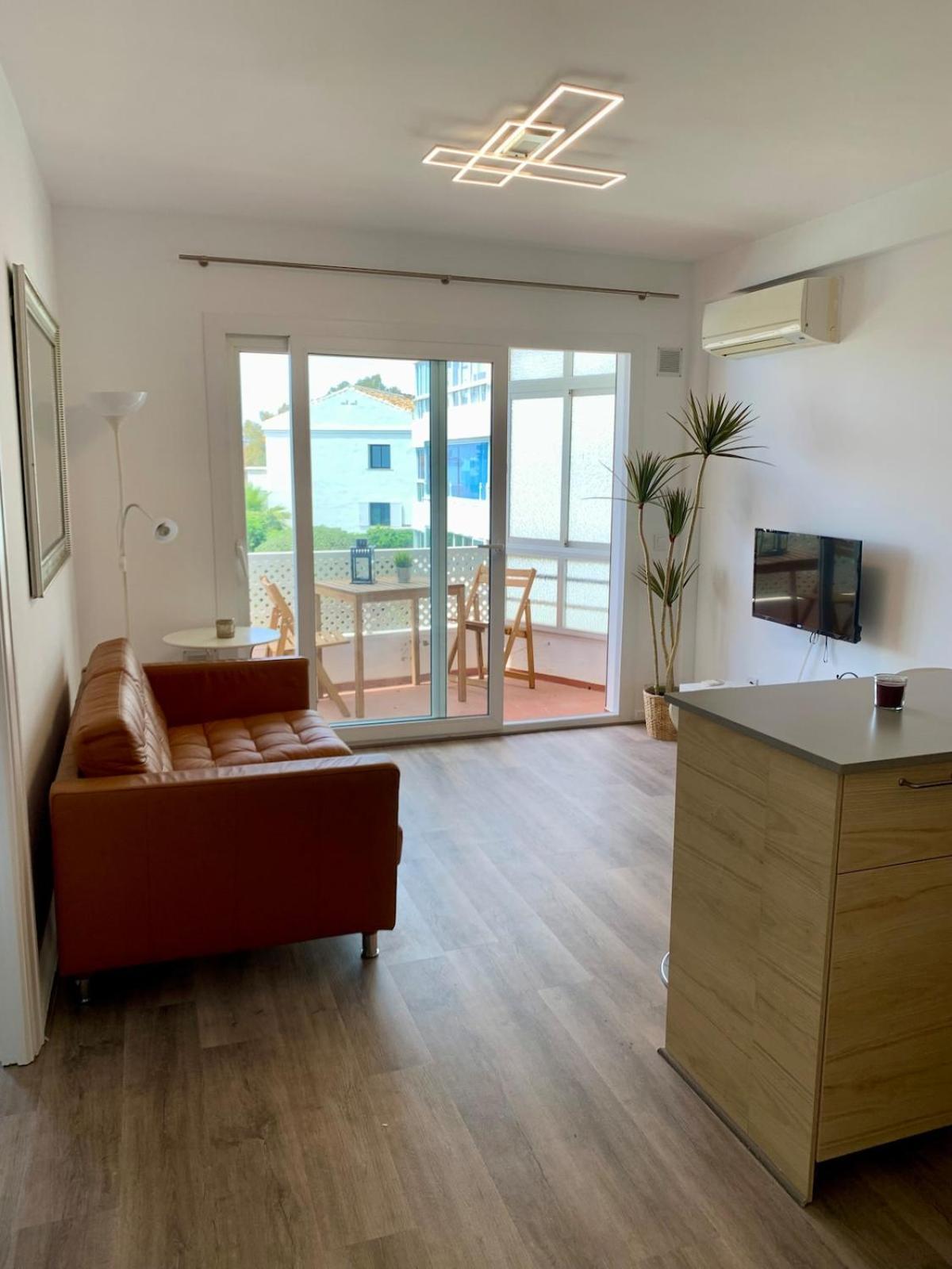 Getaway - 3 Minutes To The * Benalmádena